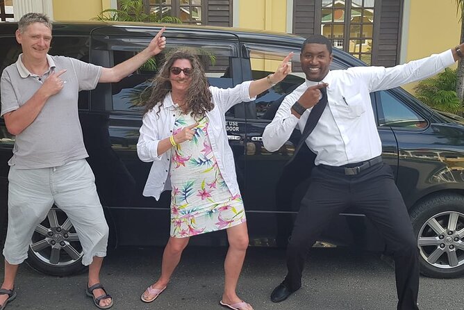 Montego Bay Airport Transfer to Runaway Bay Hotels - Luggage Assistance and Amenities