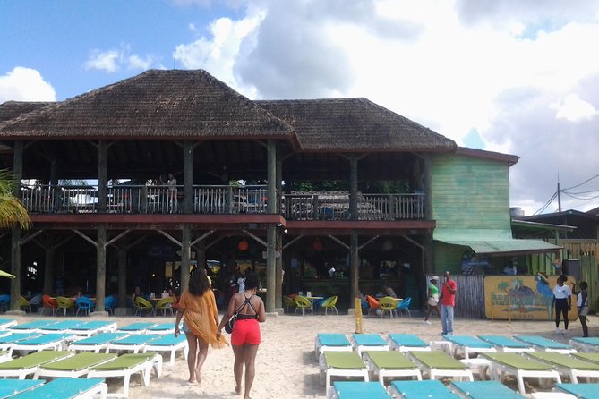 Montego Bay Excursion Negril 7 Miles Beach, Ricks Cafe and Time Square Shopping - Convenient Pickup and Drop-off