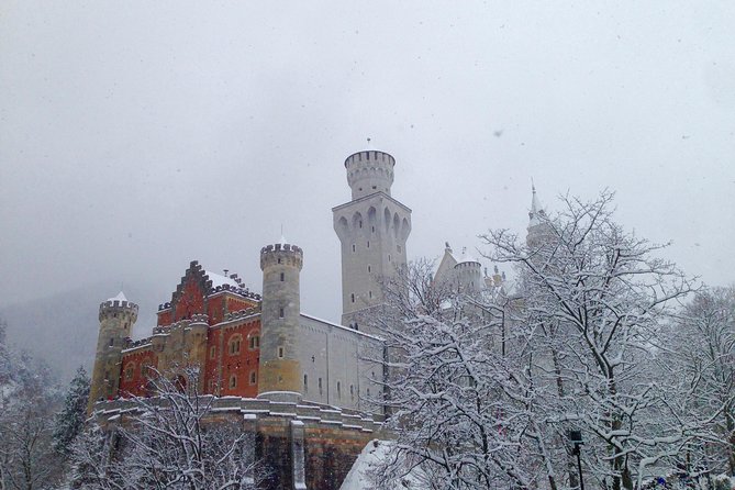 Neuschwanstein Castle and Brewery Tour From Garmisch-Partenkirchen - Meeting and Pickup