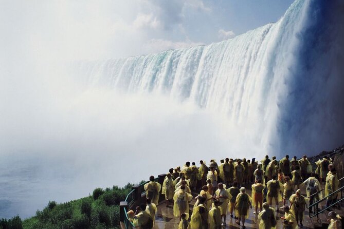 Niagara Falls Evening Tour From Toronto - Local Winery Visit
