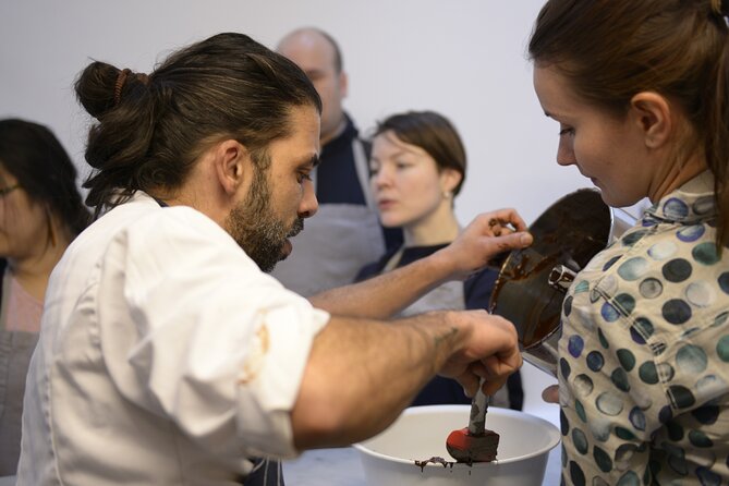Notting Hill Experience Pleasure and Power of Chocolate - Savoring Chocolates Delights