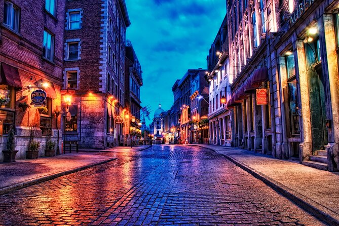 Old Montreal at Twilight Walking Tour Semi-Private - Traveler Feedback
