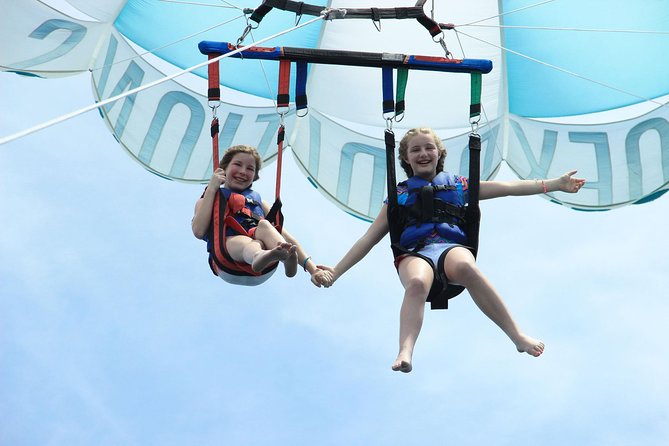 Outdoor Adventure: Parasailing in Los Cabos - Cruise Ship Passengers