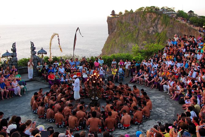 Padang-padang Beach and Kecak Fire Dance at Uluwatu Temple - Dining Options at Jimbaran Bay