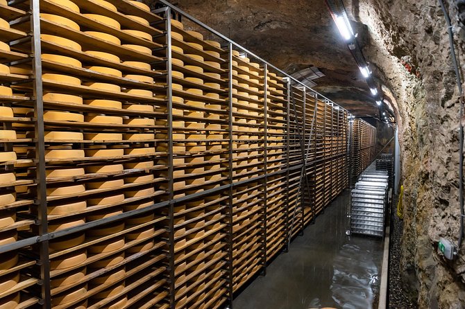 Parmigiano-Reggiano Cheese Factory Small Group Tour From Parma - Intimate Group Size for Personalized Tour