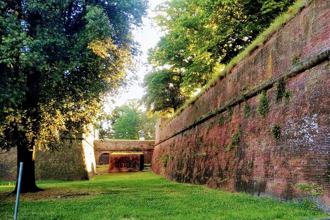 Pisa & Lucca 7-Hour Private Shore Excursion From La Spezia - Private Transportation