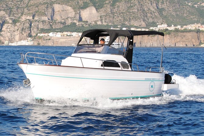 Positano Amalfi Private Elegant Boat Tour From Sorrento - Reviews