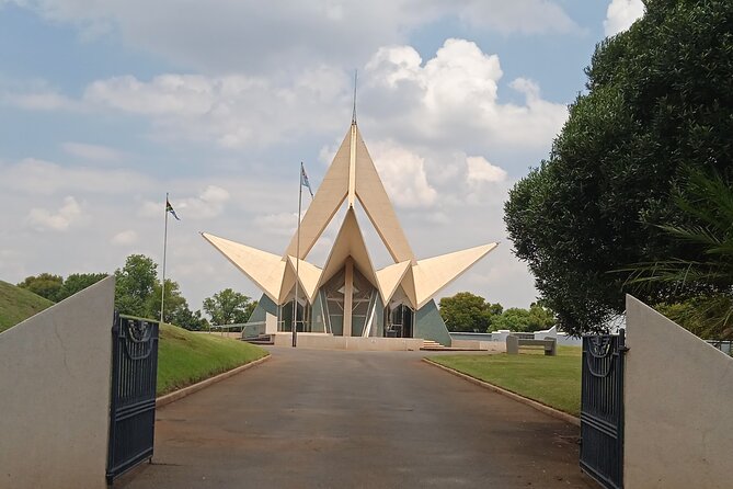 Pretoria City Half Day Tour - Tour Logistics