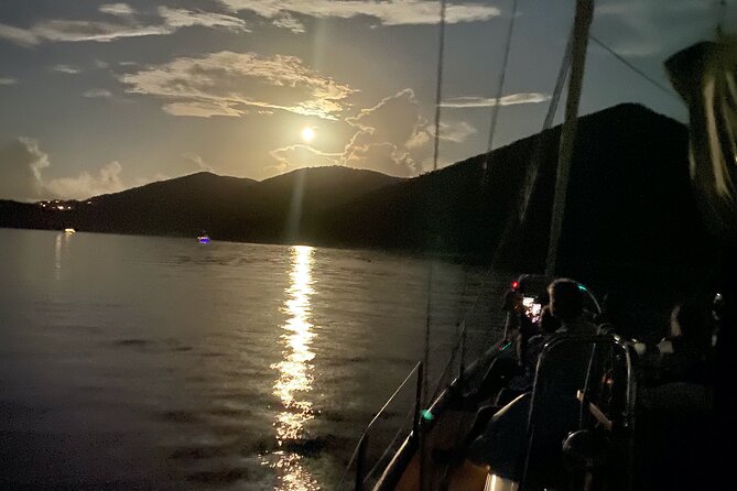 Private 2-Hour Sunset Sip and Sail in Cruz Bay - Hosts and Pets