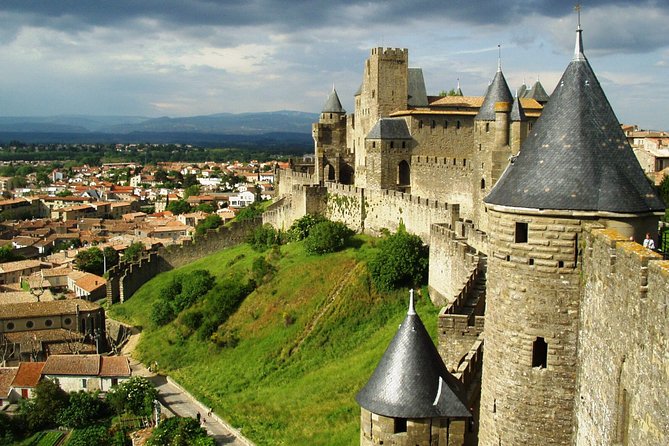 Private 2-Hour Walking Tour of Carcassone With Official Tour Guide - Pricing and Group Size Considerations