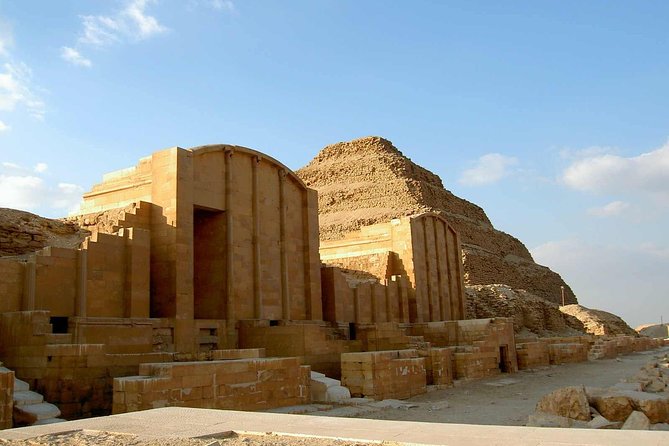 Private Day Tour to Giza Pyramids Sphinx Memphis & Saqqara - Tour Conditions and Accessibility