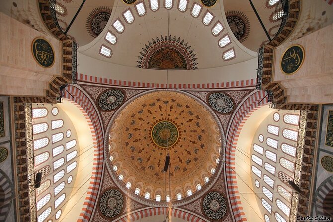 Private Full-Day Strolling Through the Old Markets of Istanbul - Tour Accessibility and Physical Fitness