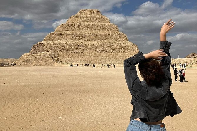 Private Full Day Tour to Giza Pyramids Sakkara and Memphis - Giza Pyramids Exploration