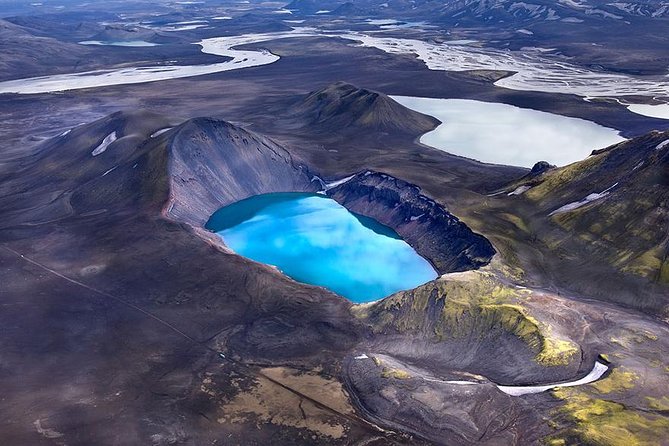 Private Golden Circle Tour From Reykjavik - Knowledgeable Guide Insights