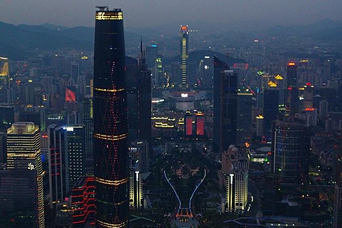 Private Guangzhou Night Tour With Canton Tower and Bar Hopping - Bar Hopping Adventure