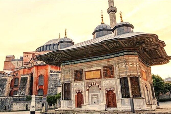 Private Guided Basilica Cistern and Topkapi Palace With Skip Line - Tour Highlights