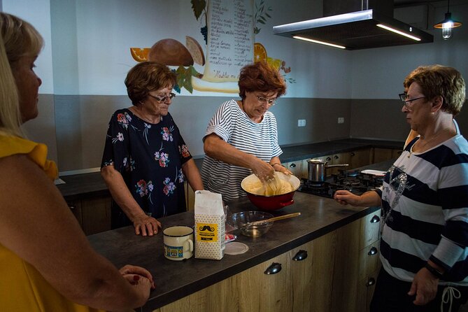 Private Half-Day Cooking Workshop Gastronomy in Korcula - Meeting and Pickup