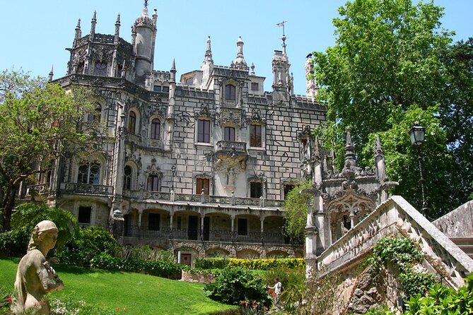 Private Half-Day Tour to Sintra - Booking Details