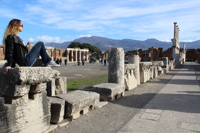 Private Half-Day Tour With Expert Guide in the Archaeological Site of Pompeii - Accessibility Information