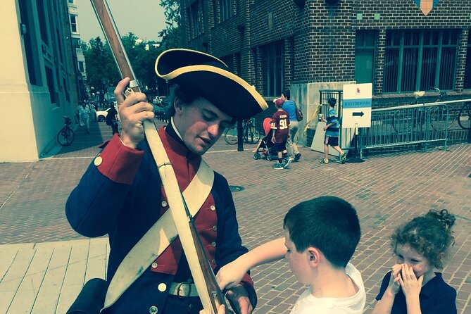 Private History of Old Town Alexandria Walking Tour - Health Recommendations