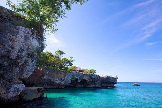 Private Roundtrip Transfers From Montego Bay Airport to Royalton Hideaway - Pricing and Availability