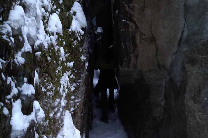 Private Singhampton Caves Snowshoe, Collingwood/Blue Mountain - Booking Information