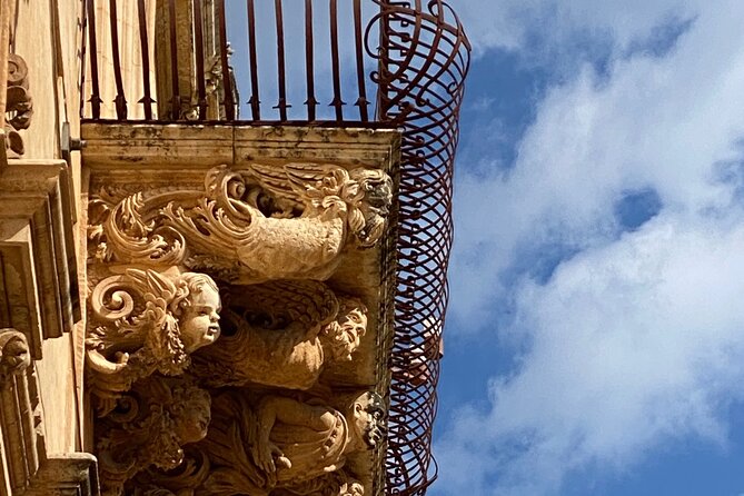 Private Tour of the Enchanting Noto With Enrica De Melio - Experiencing Notos Lively Atmosphere