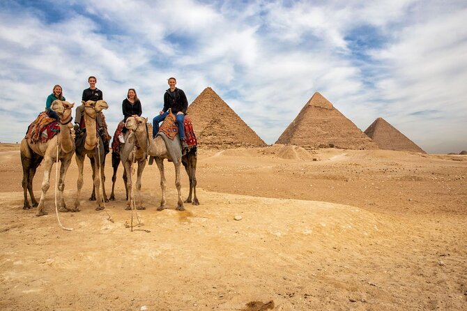 Private Tour to Giza Pyramids With 30 Minutes Camel Ride and Lunch - Camel Ride Adventure