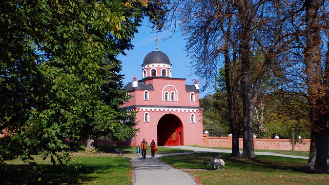 Private Tour to "Little Europe": A Day Trip to Northern Serbia and Novi Sad - Customer Review Highlights