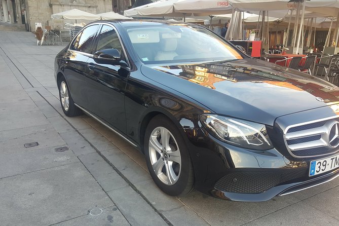 Private Transfer From Porto Airport to Douro Valley Hotels - Sum Up