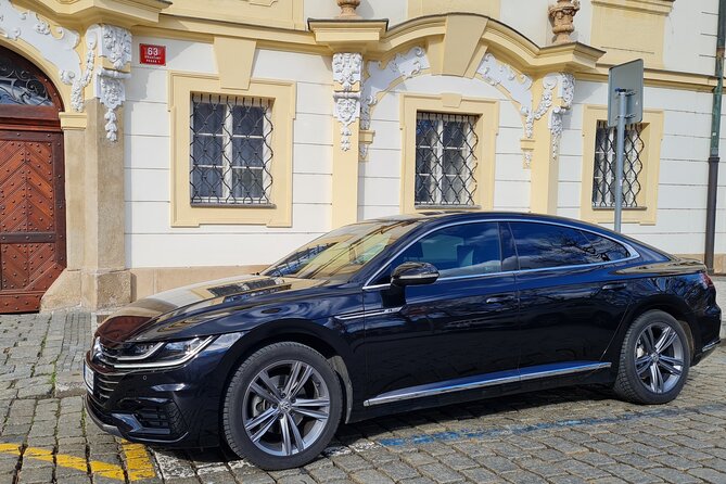 Private Transfer From Prague to Passau With Optional Stop - Participation Information