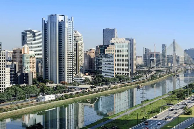Private Transfer From Vila Andrade to Sao Paulo (Gru) Airport - Accessibility and Safety Considerations