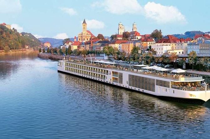Private Transfer: Munich City to Cruise Port Passau in Luxury Van - Why Choose This Transfer