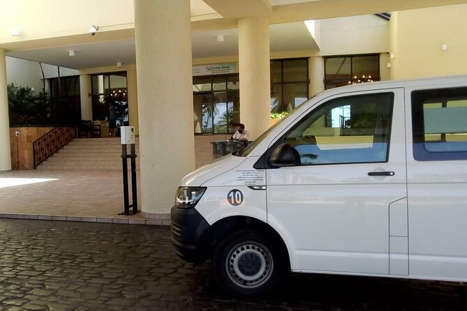 Private Transportation From CUN Airport to Cancun Hotel Zone - Service Accommodations