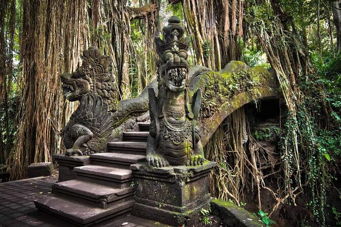 Private Ubud Day Trip With Handicrafts Shopping - Itinerary Details