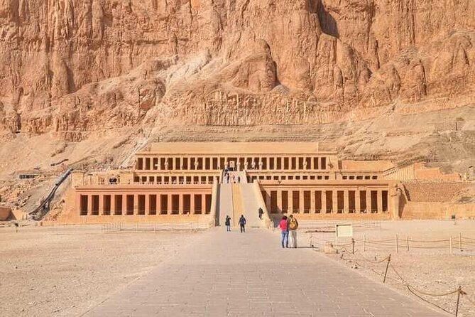 Private VIP Day Trip: 5 Temples, Lunch,Felucca and Sound and Light - Accessibility Information
