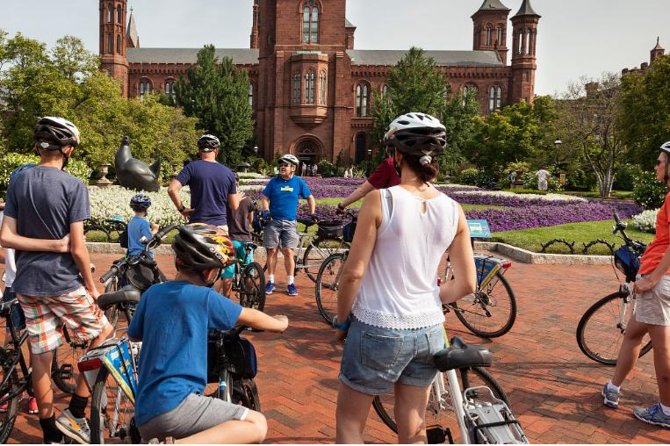 Private Washington DC Monuments Day or Night Bike Tour - Booking and Cancellation
