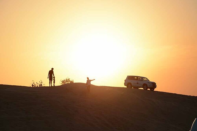 Red Dunes Lahabab Desert Safari With Quad Bike - Dining and Refreshments Offered