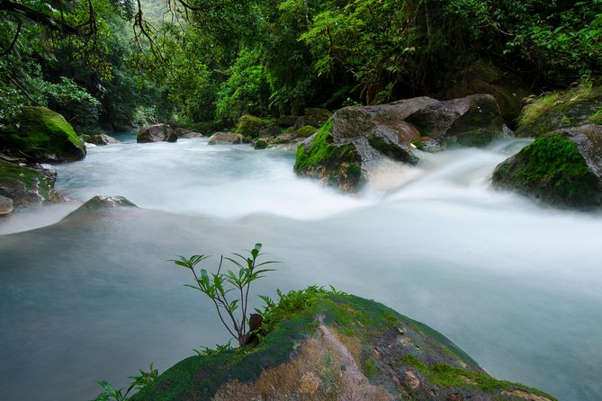 Rio Celeste and Tenorio Volcano Hike With Lunch - Booking and Cancellation