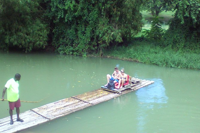 River Rafting | Radeaux | Balsa: Experience the Country Romance - Equipment and Safety Considerations