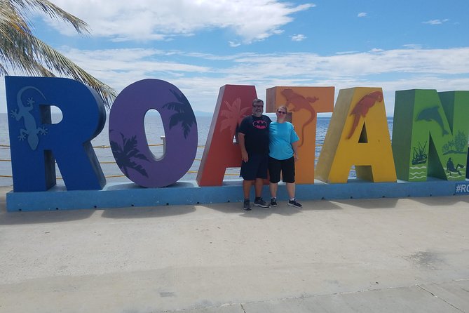 Roatan Excursion Horseback Riding / Zip Line / Sloths Hangout / Snorkel Adven.. - Sloths Hangout Encounter