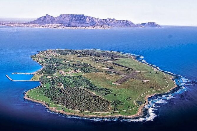Robben Island ,Kirstenbosch Gardens and Groot Constantia. - Preparing for Weather Conditions