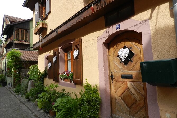 Safari Tour Village of the Vineyards: 1 Day, 4 Villages & 1 Wine Tasting - Tour Highlights
