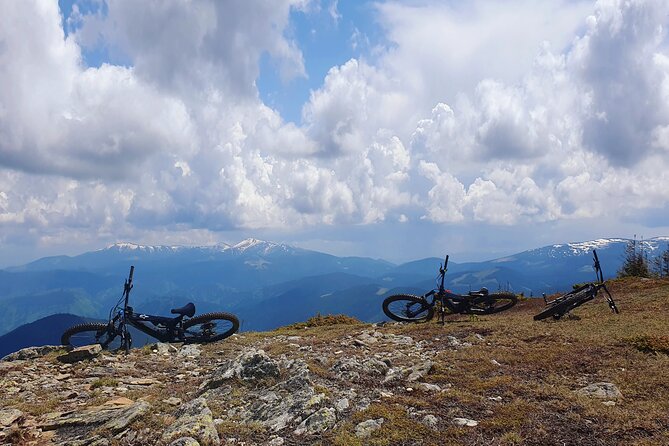 Sambata De Sus: E-Bike Guided Tours - Professional Guidance and Expertise