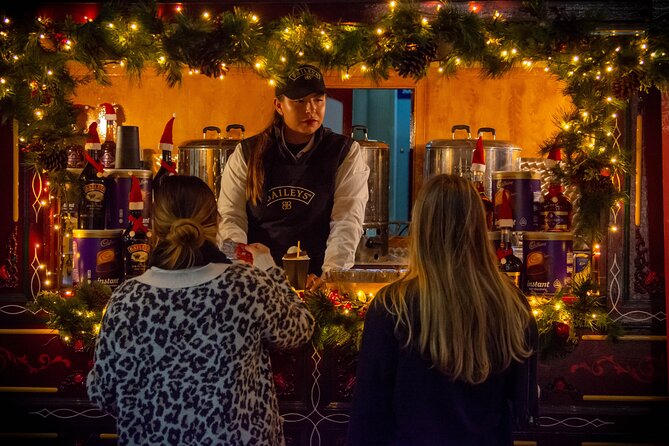San Marino's Starlit Stroll: A Christmas Walking Tour - The Magic of the Christmas Market