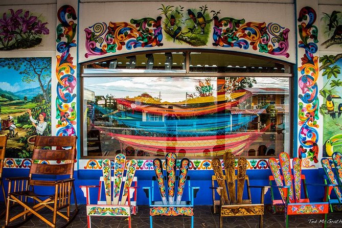 Sarchi Oxcarts & Souvenirs Shopping. Private Tour - Souvenir Shopping Extravaganza