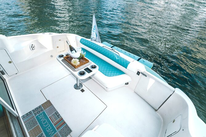 Sea Ray 45 Yacht Rental in Miami - Accessibility Features