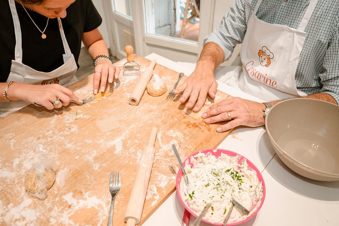 Share Your Pasta Love: Small Group Pasta and Tiramisu Class in Pisa - High-Quality Ingredients and Tasting