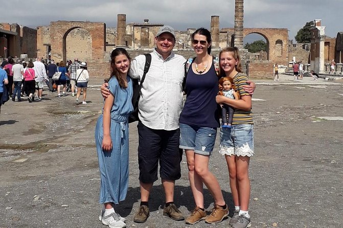 Shore Excursion Tour for Kids From Naples to Pompeii and Amalfi Coast - Customer Reviews
