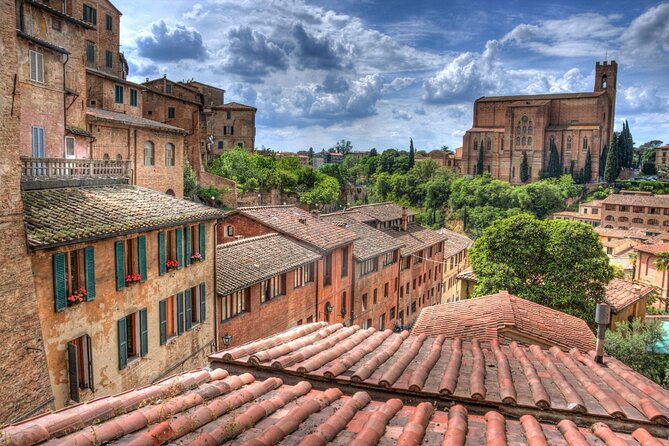 Siena Scavenger Hunt and Highlights Self-Guided Tour - Interactive Scavenger Hunt Experience